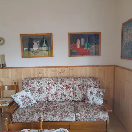 בית נופש Casa Camelia *