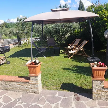 בית נופש Casa Camelia קאפאנורי