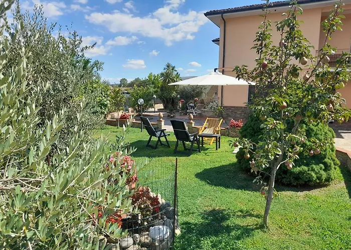 Casa Camelia بيت للعطل