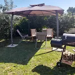 Casa Camelia